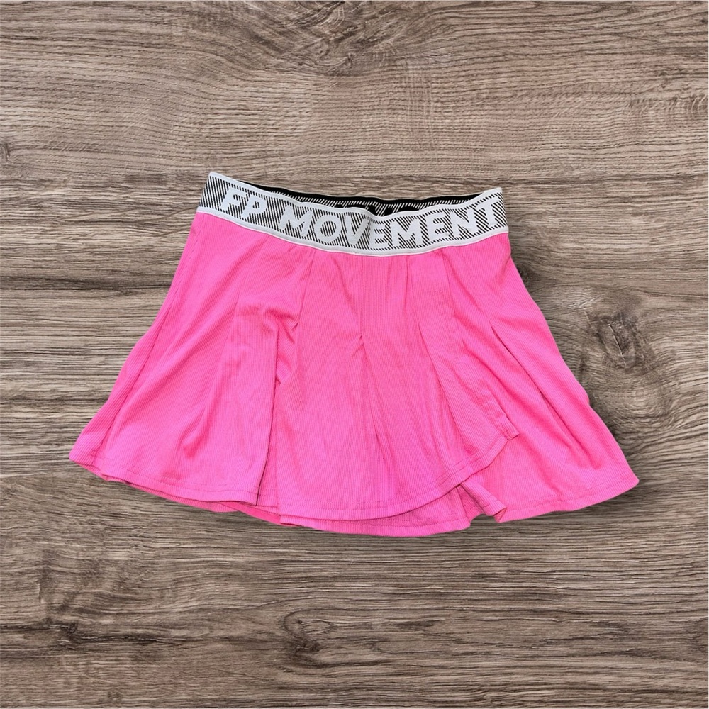 Free People Movement Duo Skort In Fuschia Flirt - Picture 5 of 9